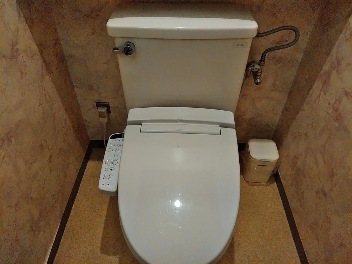 Hotel Liberty Kochi (Adults Only) Buitenkant foto